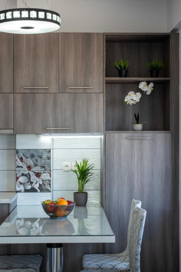 Caldera Heights Apartment *